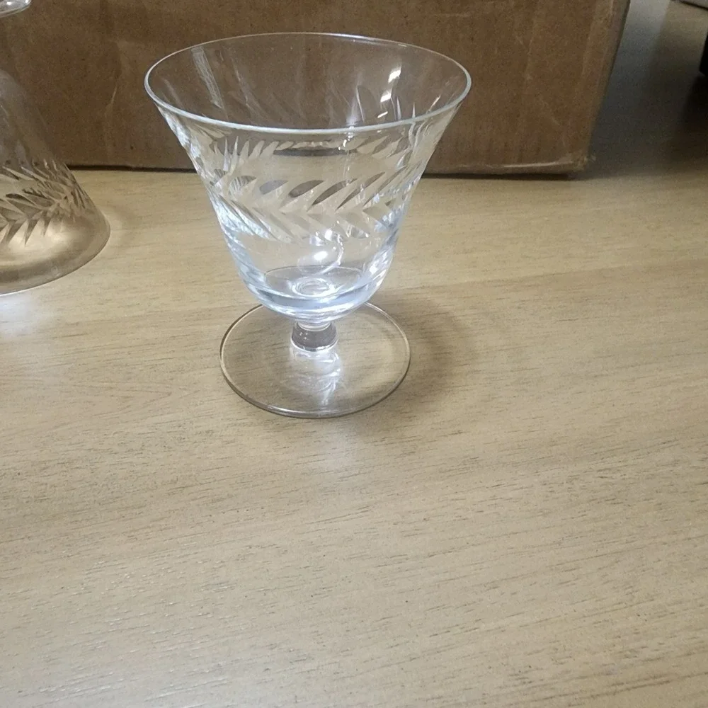 Vintage Crystal Laurel Leaf Parfate Set of 4